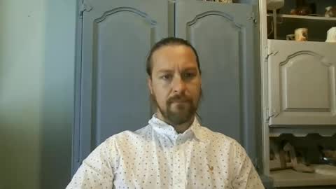 Julien online show from May 2026 10:55:01 AM