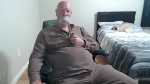 mojochillin online show from June 2026 07:14:02 PM