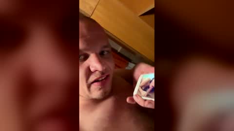 mokusmegirigyelne online show from February 2026 05:38:01 PM