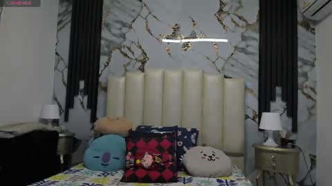 Snapshot of molliebue1 chatting on July 2026 12:08:01 PM Hey Guys Im Mollie online show from July 2026 12:08:01 PM