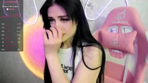 Molly - online show from June 2026 03:18:02 AM