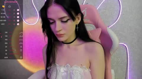 Molly - online show from July 2026 03:11:01 AM