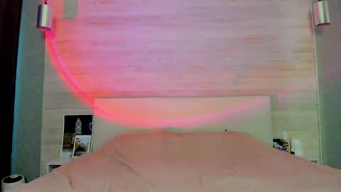 Molly Hunt online show from March 2026 04:29:02 AM