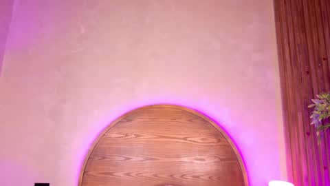 Molly Jackson online show from June 2026 10:12:01 PM