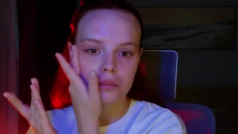 Molly online show from April 2026 12:12:01 AM