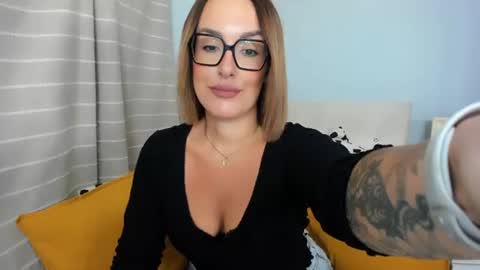 Snapshot of mollycrazy chatting on July 2026 07:18:02 PM MollyCrazy online show from July 2026 07:18:02 PM