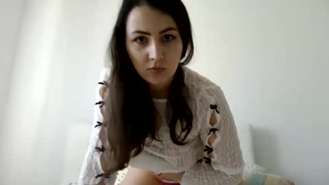 Molly online show from April 2026 07:09:02 AM