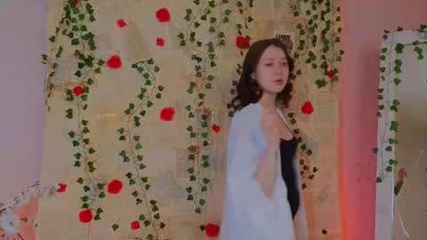 Molly online show from February 2026 10:34:02 AM