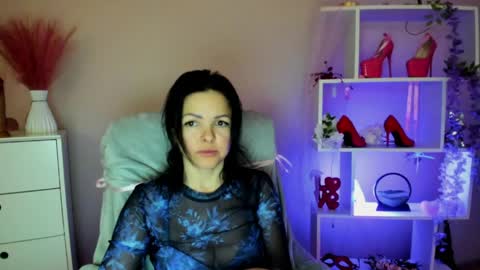 Molly online show from April 2026 06:36:01 AM