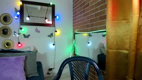 Maja online show from February 2025 05:35:01 PM