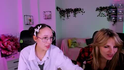 Snapshot of mona_cloud chatting on June 2026 06:56:01 PM Mona online show from June 2026 06:56:01 PM