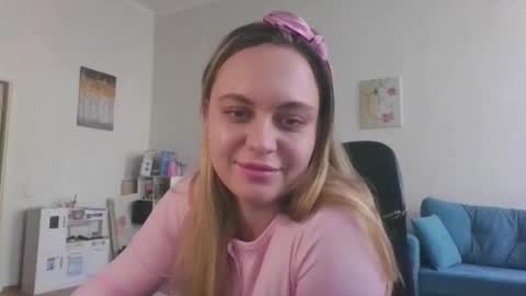 Snapshot of monarise chatting on March 2026 09:46:01 AM monarise online show from March 2026 09:46:01 AM