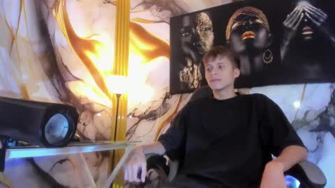 mono_blonde online show from October 2025 07:11:01 PM