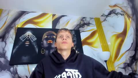 mono_blonde online show from June 2026 11:49:02 AM