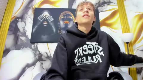 mono_blonde online show from June 2026 11:10:01 AM