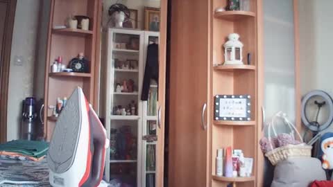 moodiemira online show from March 2026 02:01:01 PM