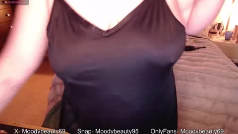 Mia Bailey - M-T-W-T 10am EST online show from February 2025 03:27:01 PM