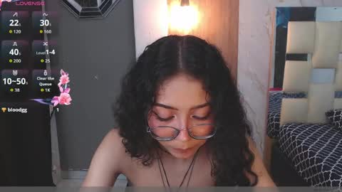 moon_and_fire_ online show from March 2026 08:26:33 AM