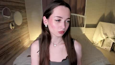 moon_puzzles online show from April 2026 07:33:02 PM