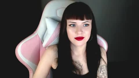  sophie  online show from April 2026 06:10:01 PM