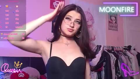 Nicky  online show from January 2026 04:37:02 AM