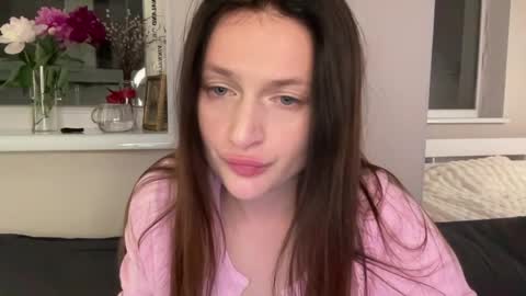 Mooonika80 online show from June 2026 07:03:02 PM