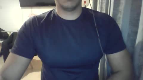 Jos Luis online show from December 2025 06:03:01 PM