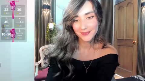 Moriah online show from November 2025 07:46:02 PM