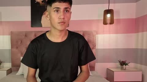 mr_fox69 online show from April 2026 07:50:02 PM