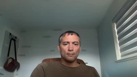 mr_halfling online show from September 2025 01:11:01 AM