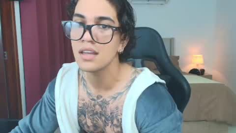 mr_maximo online show from July 2026 02:06:02 AM