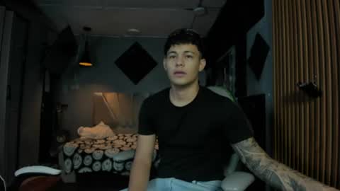 mr_mois online show from July 2026 04:50:01 AM