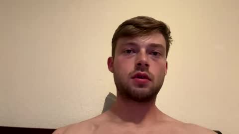 mrcoolguy68 online show from May 2026 11:21:02 PM