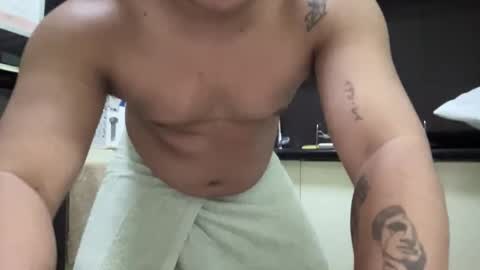 MrDesireexxx online show from March 2026 03:31:01 PM