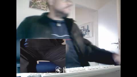 Snapshot of mrduplo1975 chatting on February 2026 09:30:02 AM MrJohnsen1975 online show from February 2026 09:30:02 AM