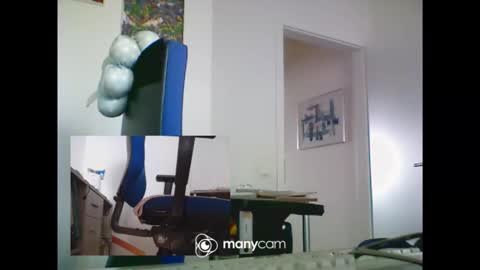 Snapshot of mrduplo1975 chatting on February 2026 10:11:01 AM MrJohnsen1975 online show from February 2026 10:11:01 AM