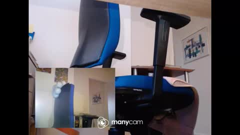 Snapshot of mrduplo1975 chatting on February 2026 02:37:01 PM MrJohnsen1975 online show from February 2026 02:37:01 PM