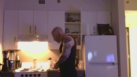 IwantU2WatchME online show from April 2026 10:24:02 AM