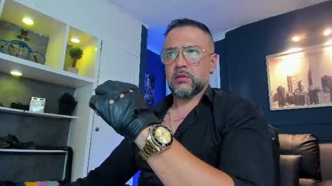Snapshot of mrfrank_tattoo chatting on June 2026 11:49:02 AM MrFrank. online show from June 2026 11:49:02 AM