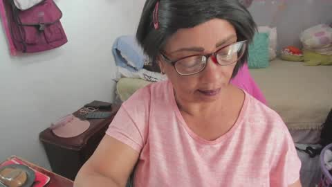 mrs_mommy online show from April 2026 06:41:01 PM
