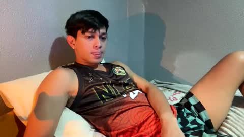 Snapshot of mrshawn95 chatting on April 2026 05:22:02 PM shawn online show from April 2026 05:22:02 PM