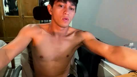 Snapshot of mrshawn95 chatting on April 2026 06:08:02 PM shawn online show from April 2026 06:08:02 PM