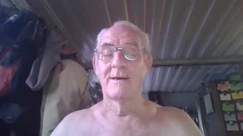 Chuck online show from April 2026 01:04:02 PM