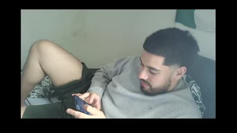 youngshyathlete online show from May 2026 06:40:01 AM
