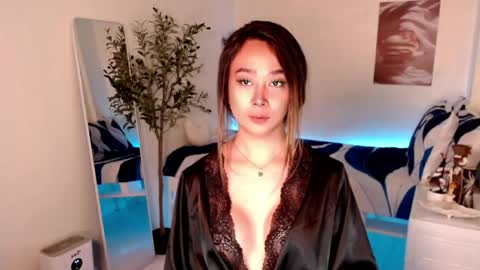 Evon online show from June 2026 03:42:01 AM