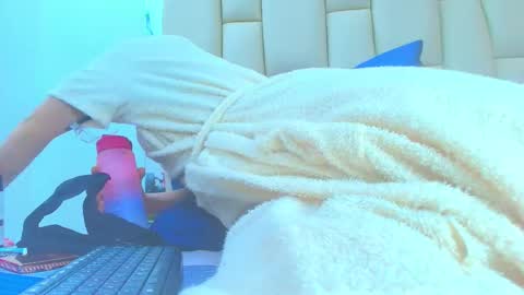 FERNANDA 3 online show from October 2025 03:07:02 AM