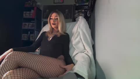 MsVioletx online show from March 2026 06:56:02 PM