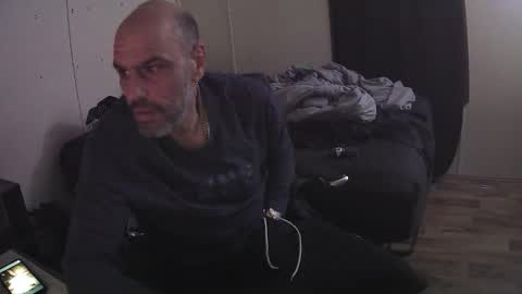 Muffdiver online show from April 2026 07:24:02 AM