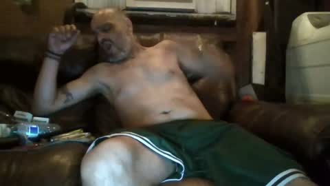 Muffdiver online show from July 2026 04:54:01 AM