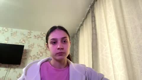 Tia online show from May 2026 08:08:02 AM